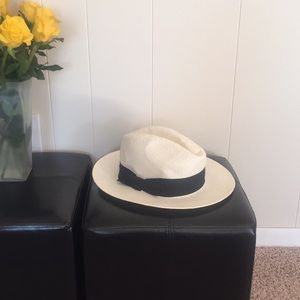 Saks Fifth Avenue Panama Hat (black and white)